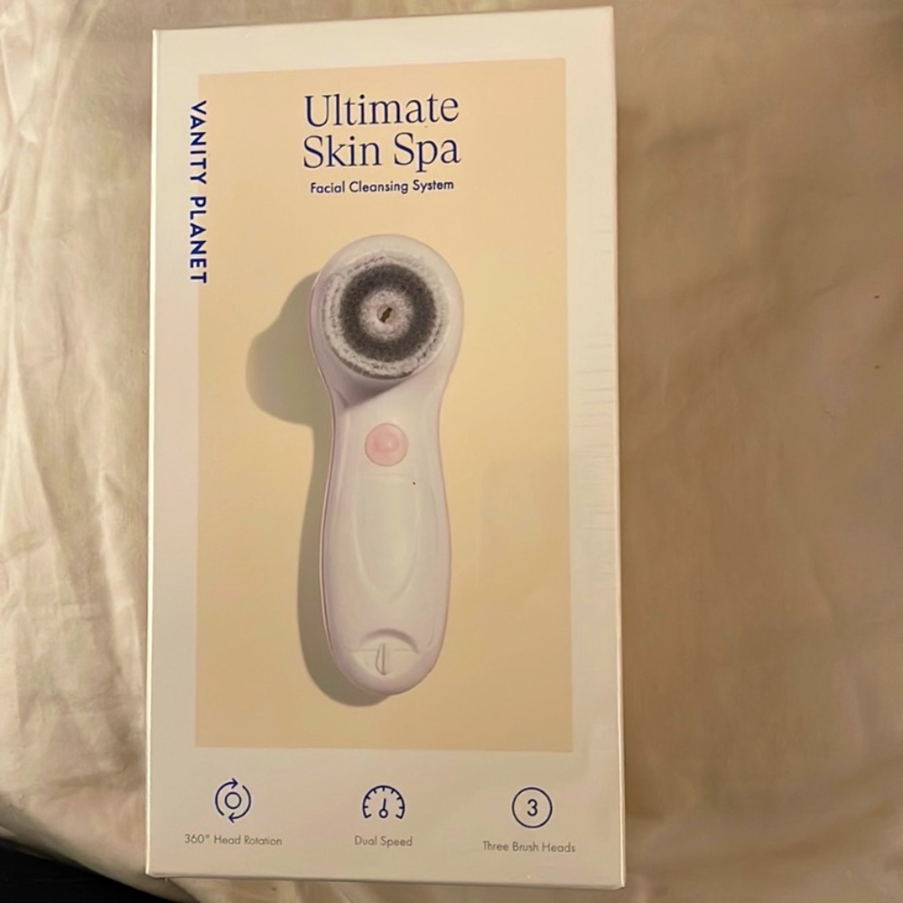 dual-speed handheld facial cleansing brush for all skin types